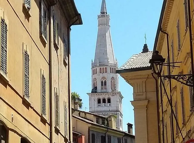 アパート Charme Sant'eufemia モデナ