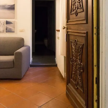 Charme Sant'eufemia Apartment *